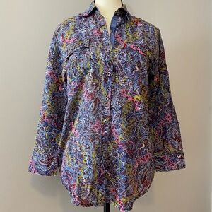 100% cotton Women’s Button up shirt thin breezy fabric EUC Size XS fits M